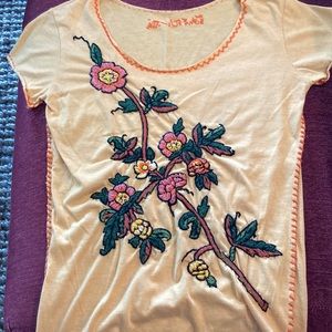 Switch usa orange medium tshirt